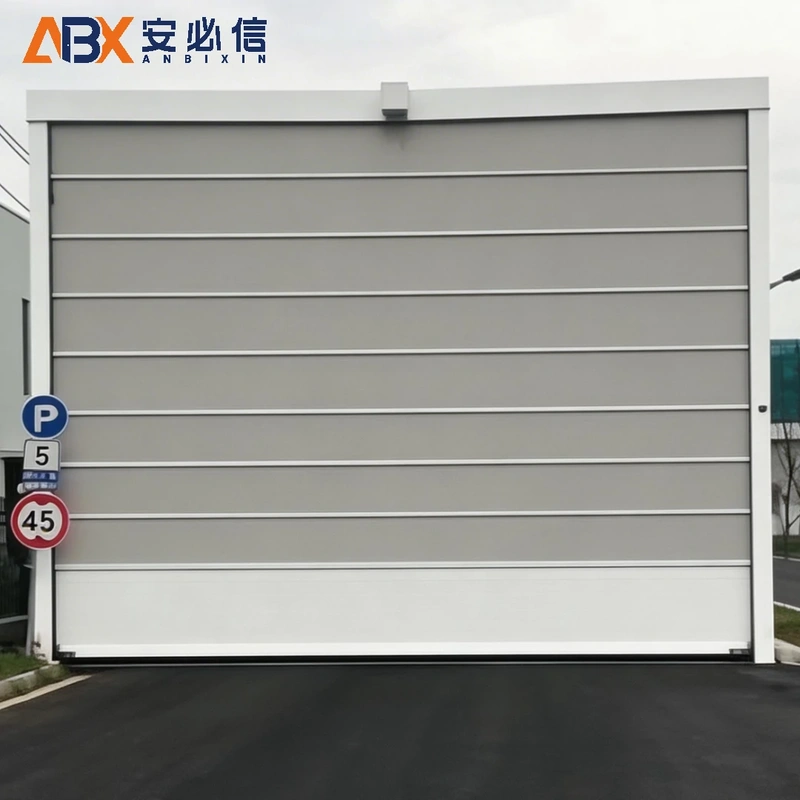 威海市快速堆积门